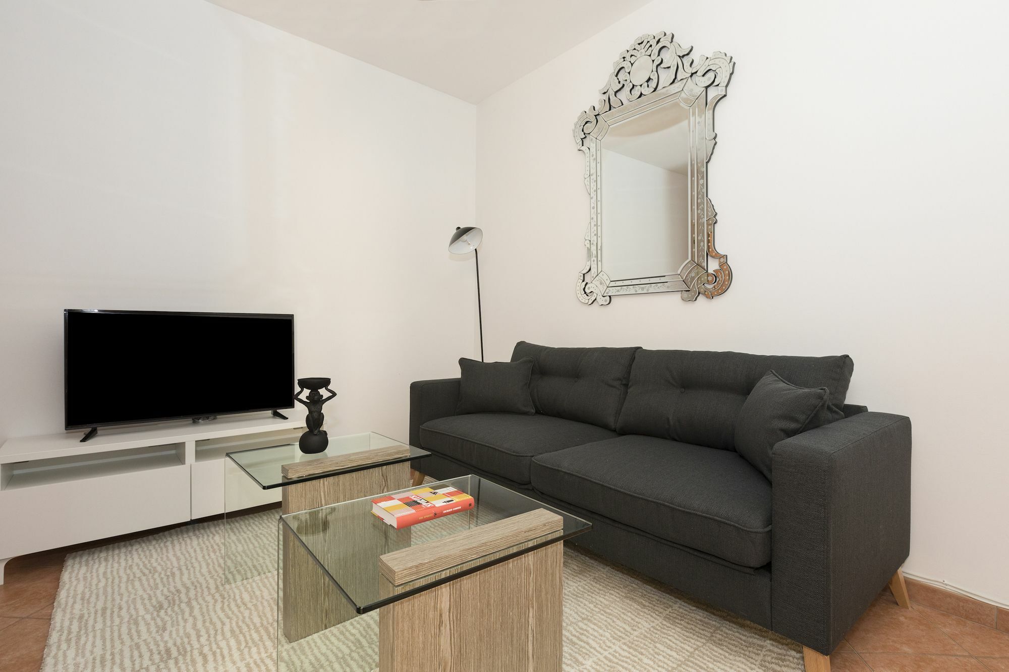 Apartment Charming 1br In San Pietro / Vaticano By Sonder Rom